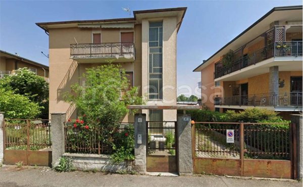 casa indipendente in vendita a Cremona in zona Migliaro