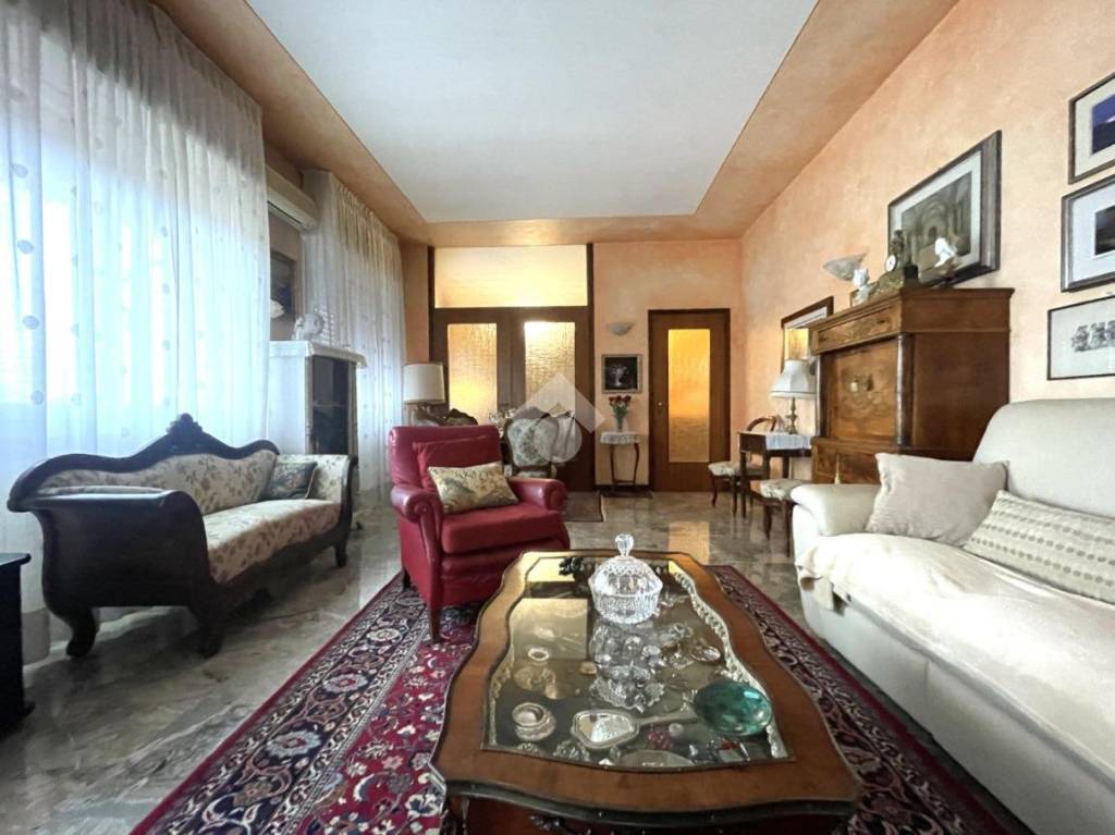 appartamento in vendita a Cremona in zona Via Giuseppina