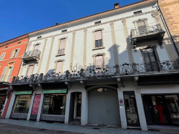 appartamento in vendita a Cremona in zona Corso Garibaldi