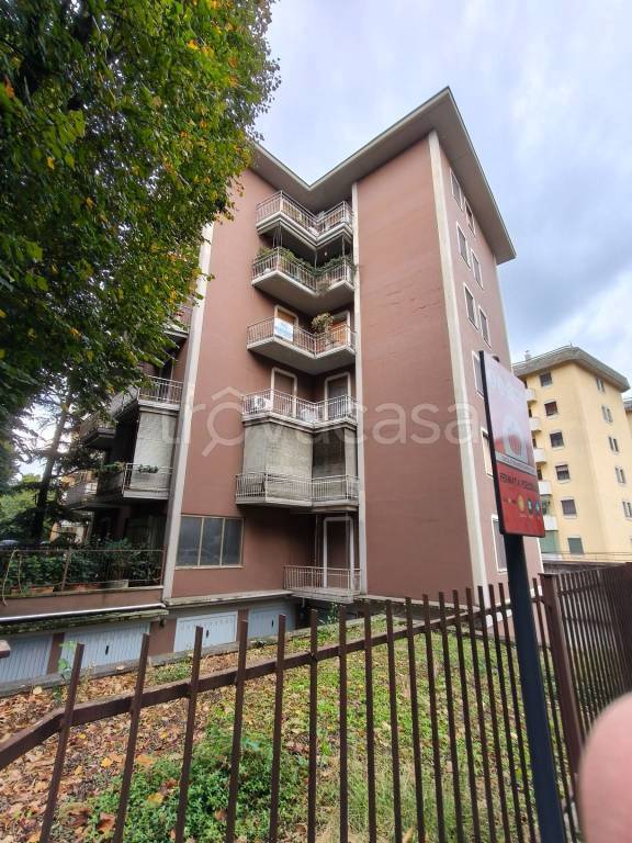 appartamento in vendita a Cremona in zona Viale Po