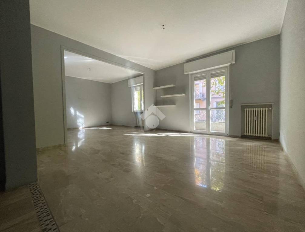 appartamento in vendita a Cremona in zona Via Dante