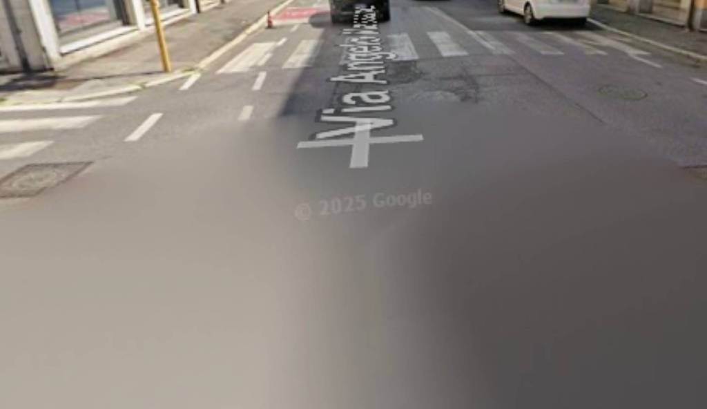 negozio in vendita a Cremona