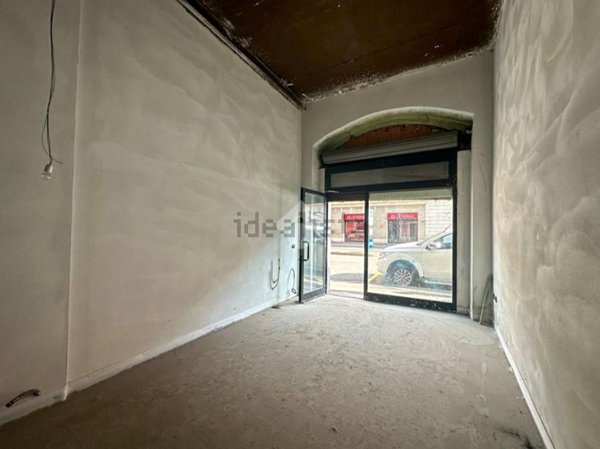 locale commerciale in vendita a Cremona in zona Via Dante