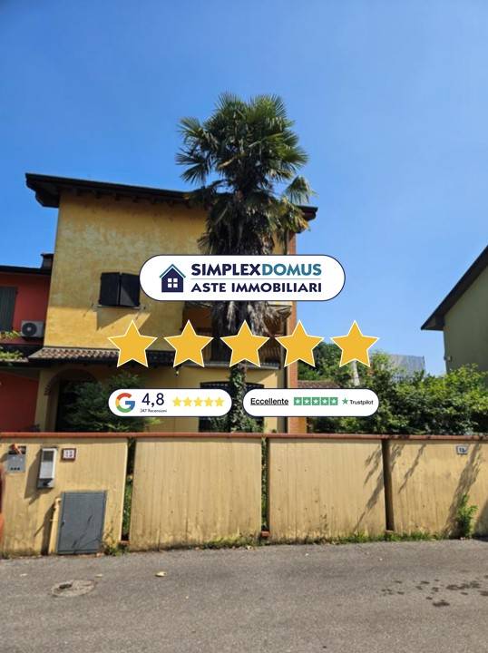 casa indipendente in vendita a Cremona in zona Persichello