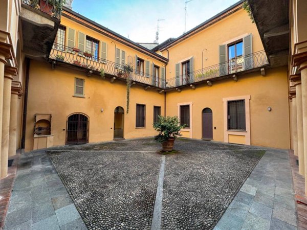 appartamento in vendita a Cremona in zona Piazza Castello