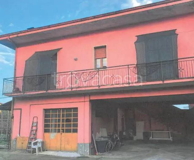 casa indipendente in vendita a Cremona