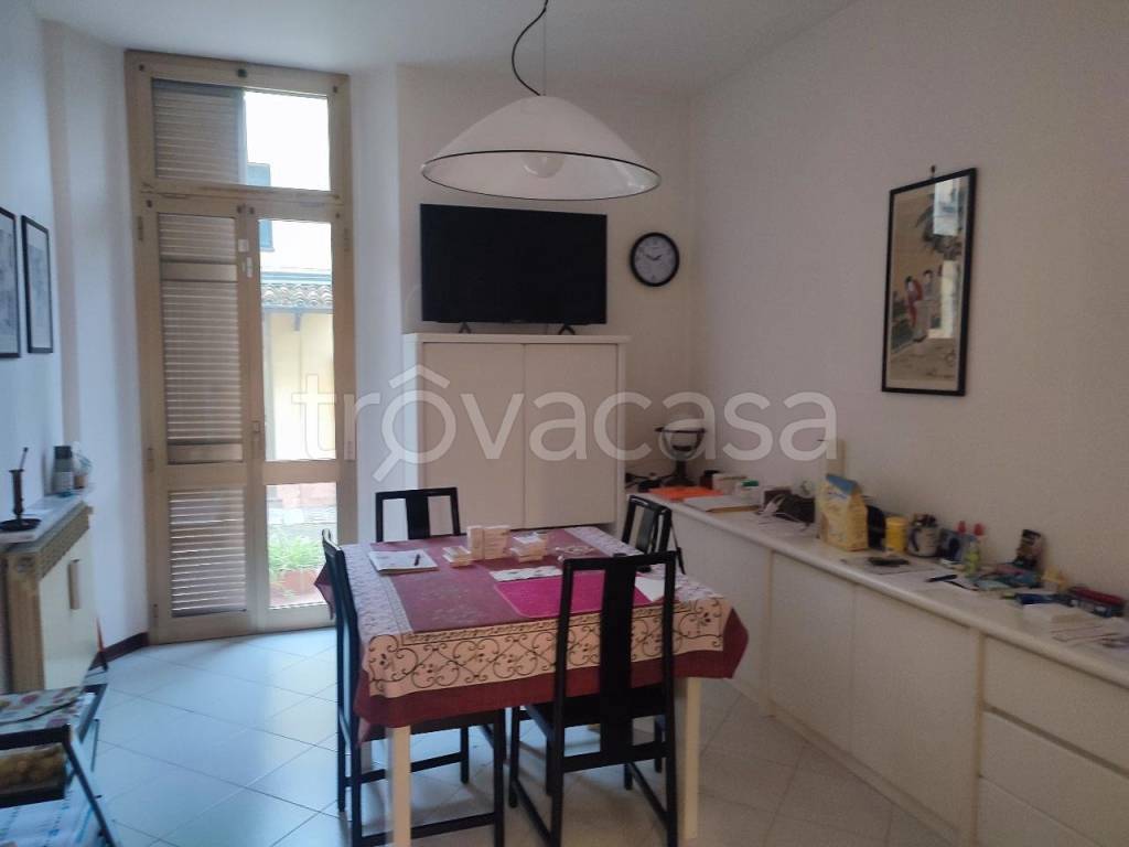 casa indipendente in vendita a Cremona