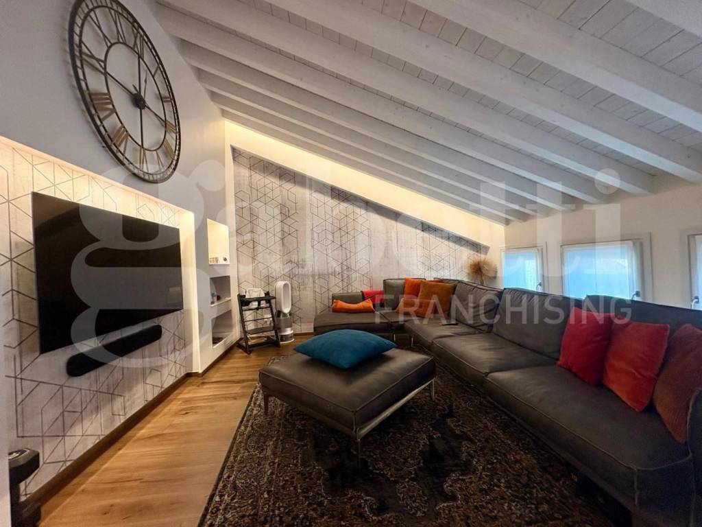 casa indipendente in vendita a Cremona in zona Cremona Centro