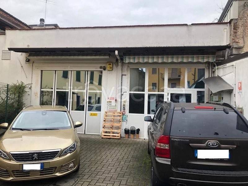 casa indipendente in vendita a Cremona in zona Via Giuseppina