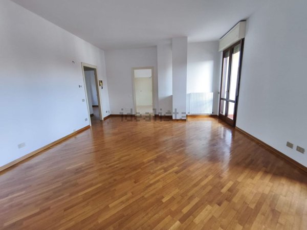 appartamento in vendita a Cremona in zona Viale Po