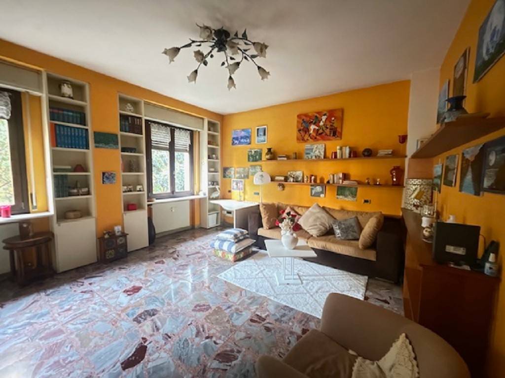 appartamento in vendita a Cremona in zona Viale Po