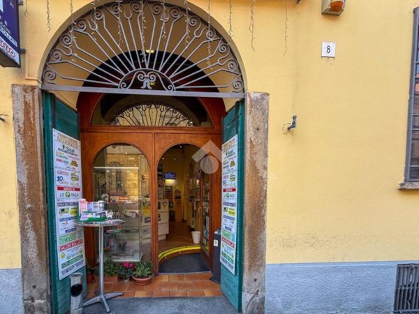 negozio in vendita a Cremona in zona Piazza Castello