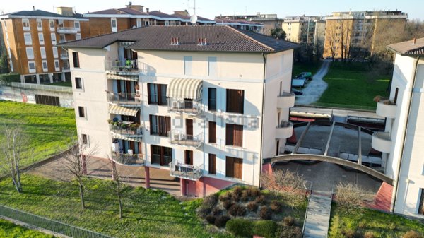 appartamento in vendita a Cremona in zona Viale Po