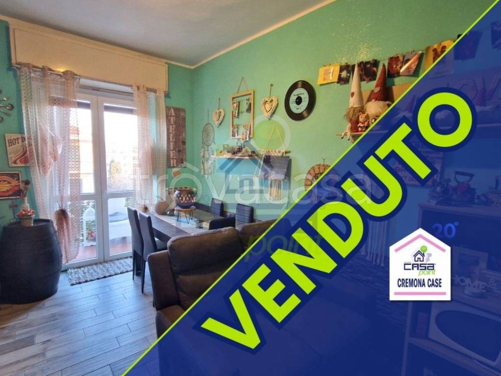 appartamento in vendita a Cremona in zona Viale Po