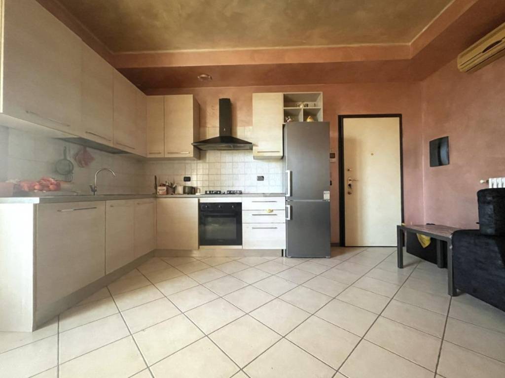appartamento in vendita a Cremona in zona Via Dante