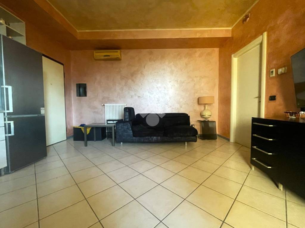 appartamento in vendita a Cremona in zona Via Dante