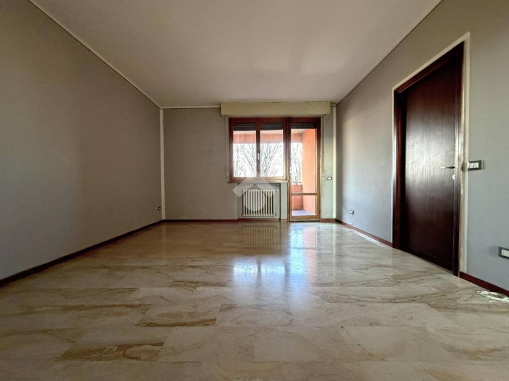 appartamento in vendita a Cremona in zona Via Brescia