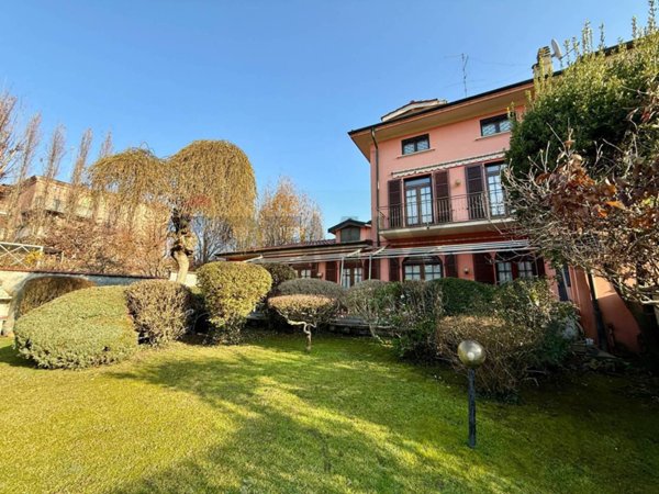 casa indipendente in vendita a Cremona