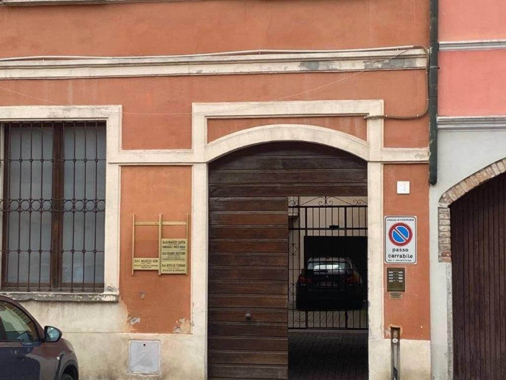 appartamento in vendita a Cremona in zona Piazza Castello