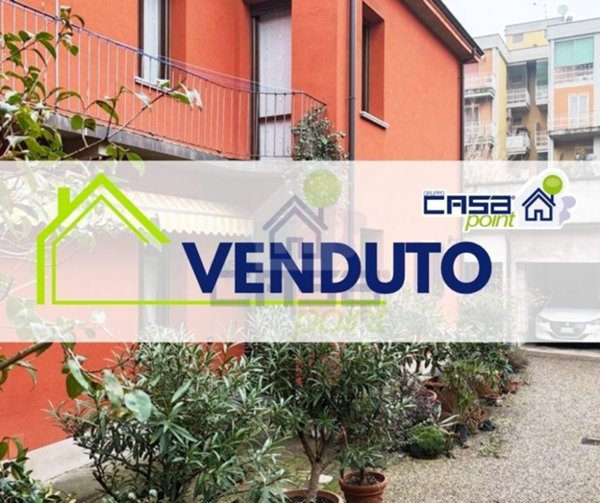 casa indipendente in vendita a Cremona