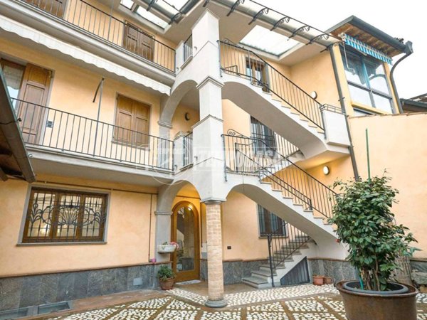 casa indipendente in vendita a Cremona in zona Piazza Castello