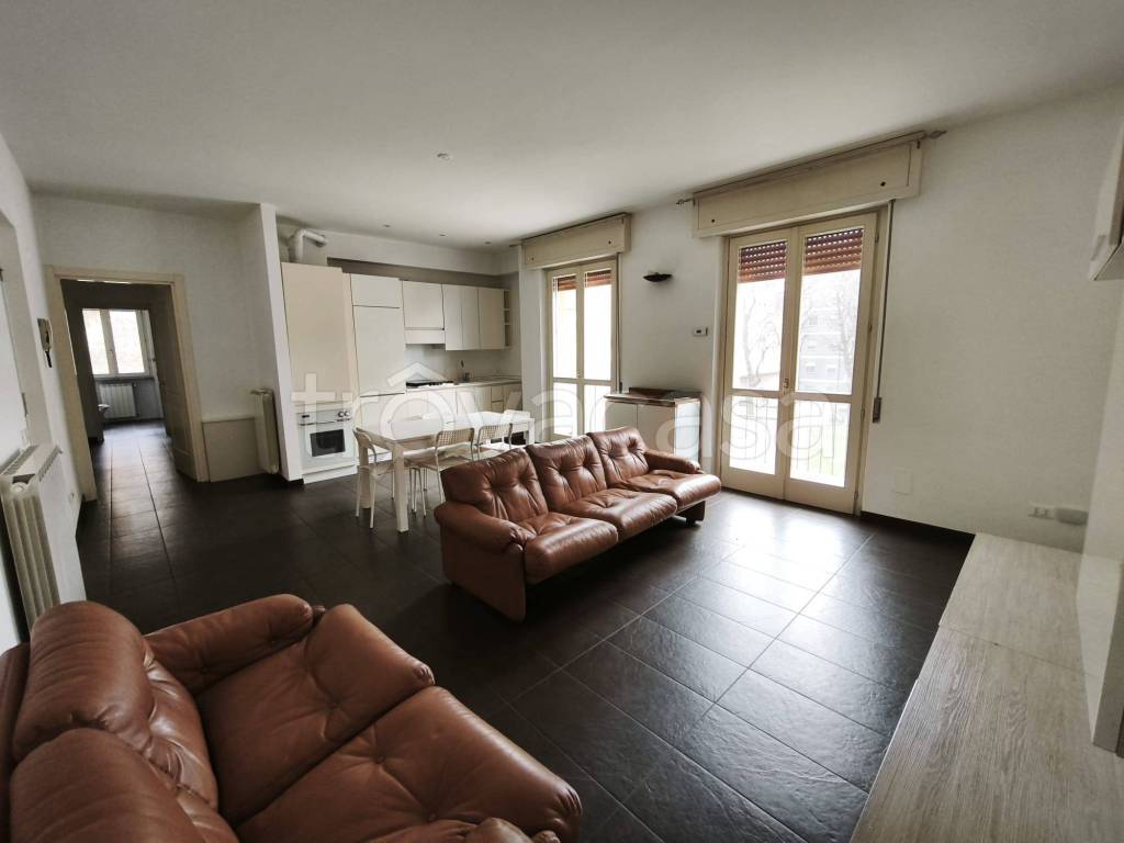 appartamento in vendita a Cremona in zona Viale Po