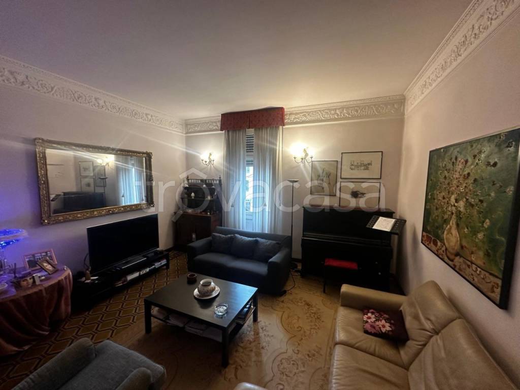 appartamento in vendita a Cremona in zona Via Dante