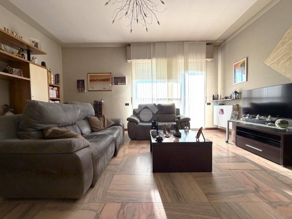 appartamento in vendita a Cremona in zona Via Giuseppina