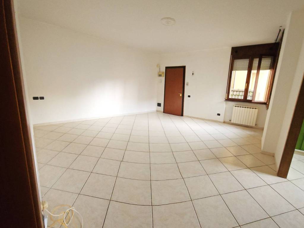 appartamento in vendita a Cremona in zona Cavatigozzi