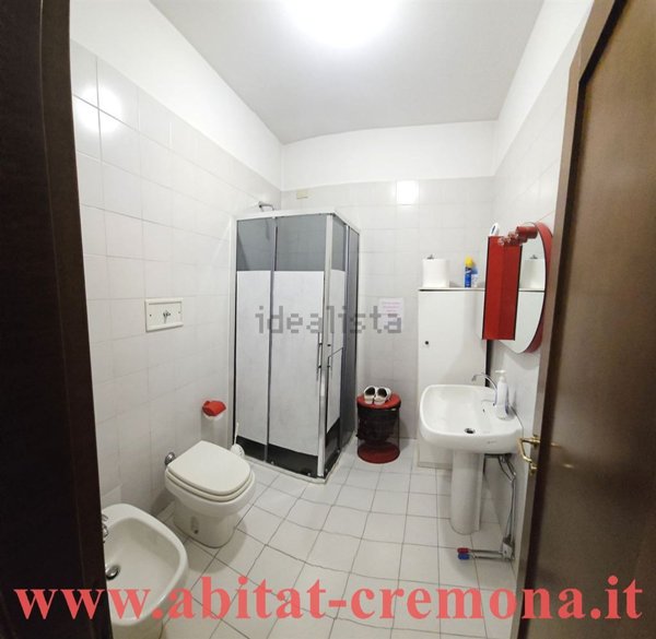 ufficio in vendita a Cremona in zona Piazza Castello