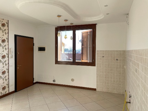 appartamento in vendita a Cremona in zona Bagnara