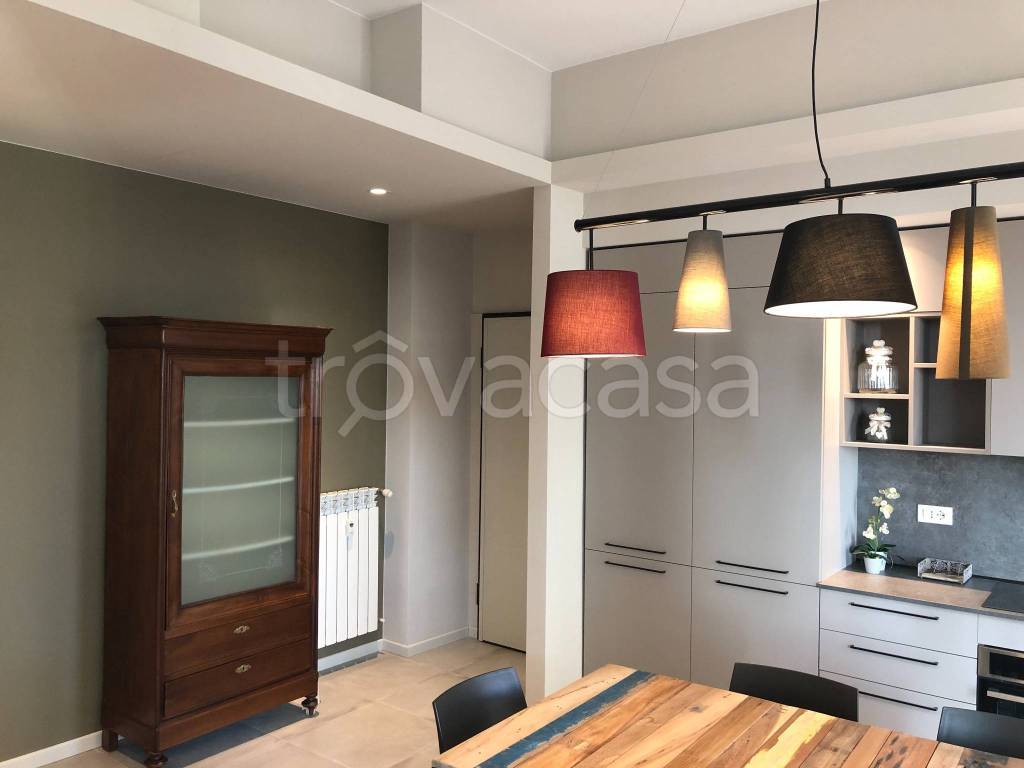 appartamento in vendita a Cremona in zona Viale Po