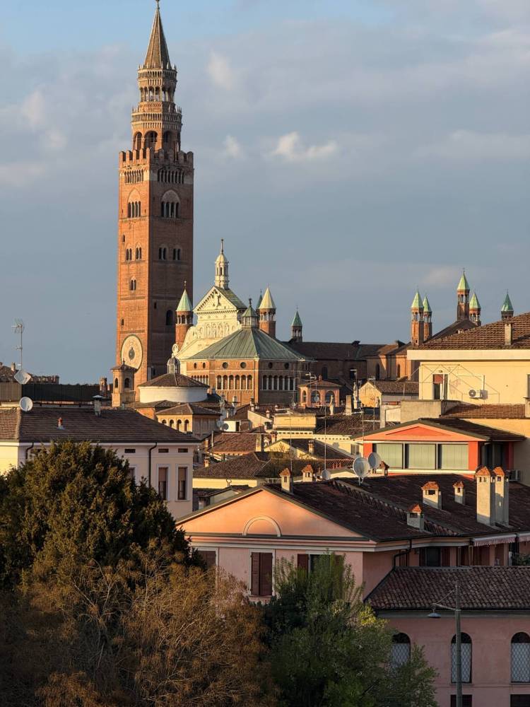 appartamento in vendita a Cremona in zona Cremona Centro