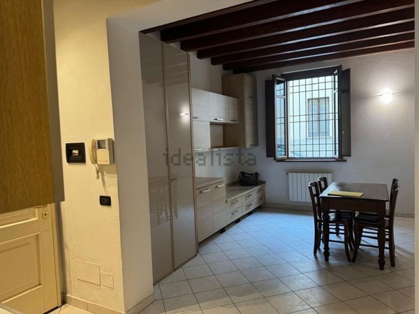 appartamento in vendita a Cremona in zona Piazza Marconi