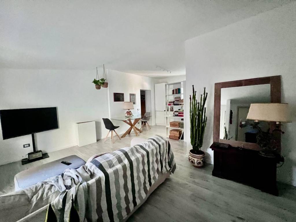 appartamento in vendita a Cremona in zona Piazza Castello