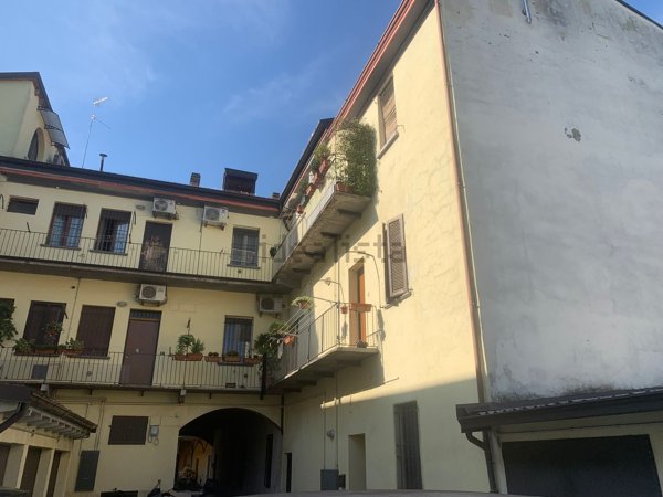 appartamento in vendita a Cremona in zona Piazza Libertà