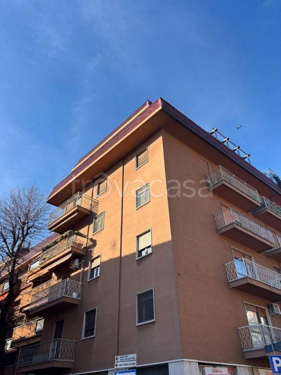 appartamento in vendita a Cremona in zona Via Dante