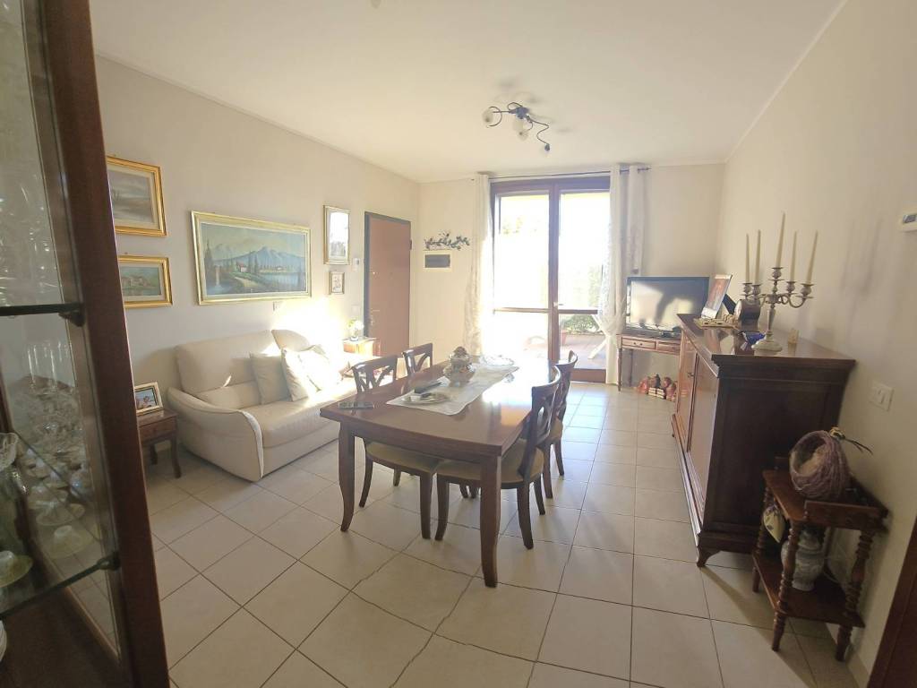 appartamento in vendita a Cremona in zona Bagnara