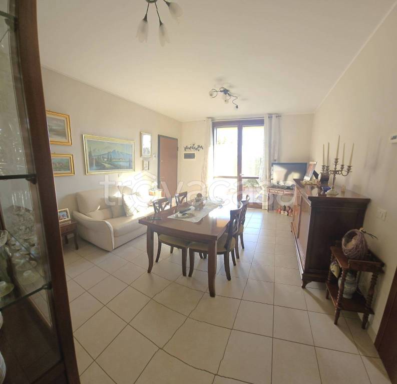 appartamento in vendita a Cremona in zona Bagnara