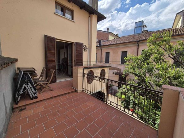 casa indipendente in vendita a Cremona in zona Piazza Castello
