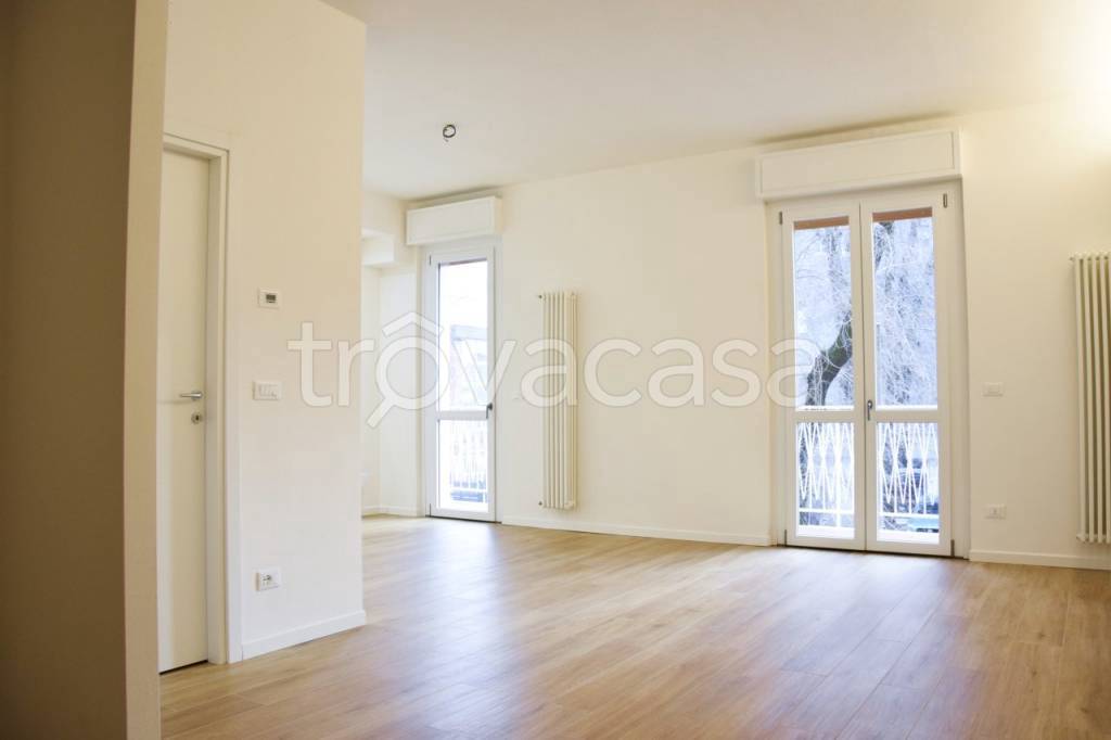 appartamento in vendita a Cremona in zona Via Giuseppina