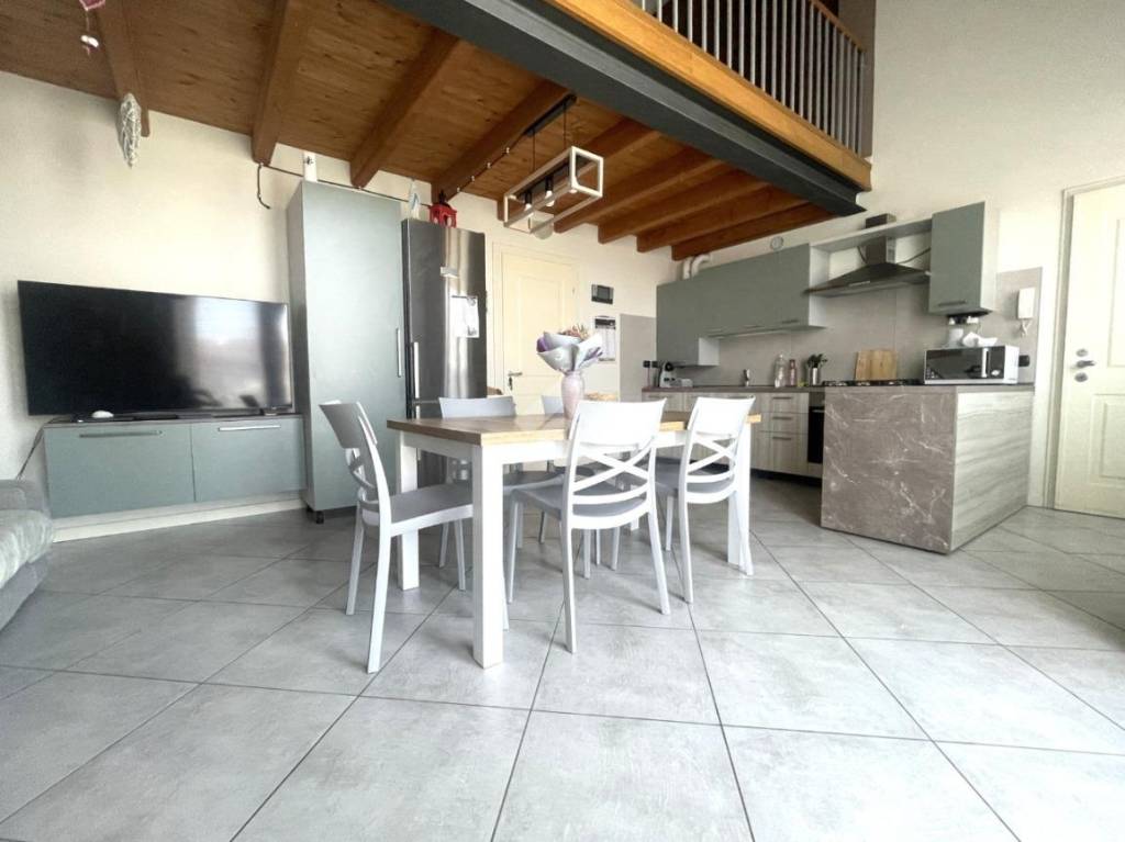 appartamento in vendita a Cremona in zona Via Dante