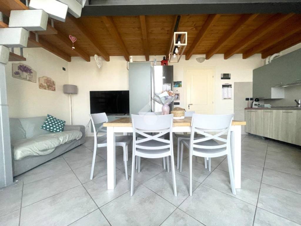 appartamento in vendita a Cremona in zona Via Brescia