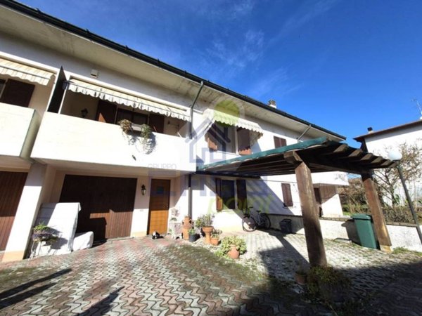 casa indipendente in vendita a Cremona in zona Boschetto