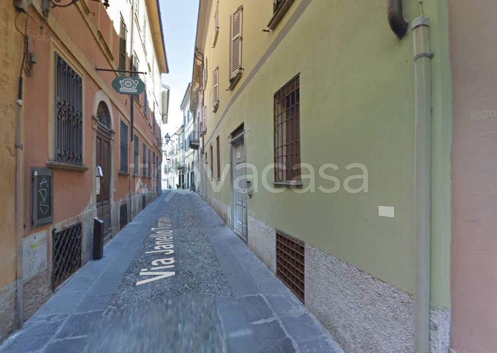 appartamento in vendita a Cremona in zona Cremona Centro