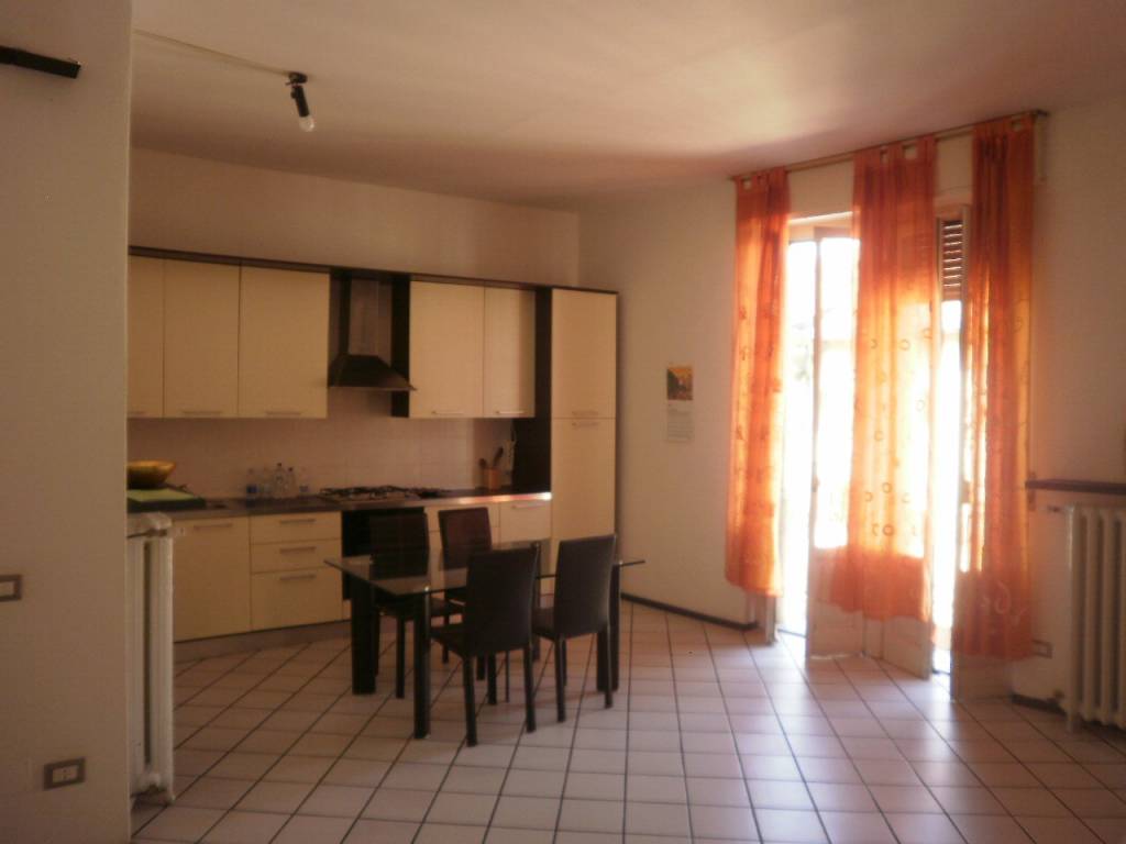 appartamento in vendita a Cremona in zona Piazza Castello