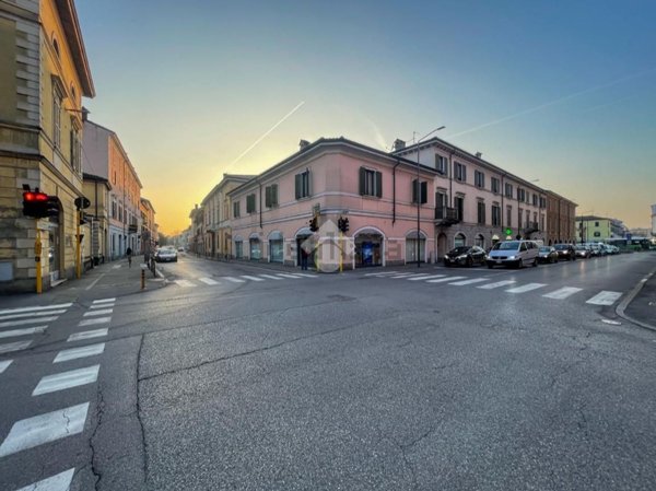 ufficio in vendita a Cremona in zona Via del Giordano