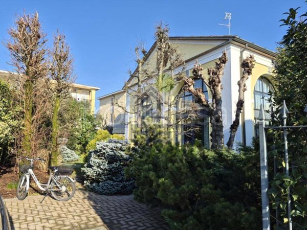 casa indipendente in vendita a Cremona in zona Via Giuseppina