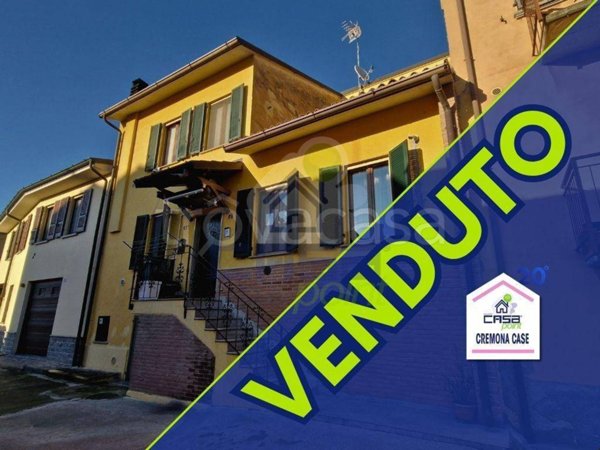 appartamento in vendita a Cremona in zona Battaglione
