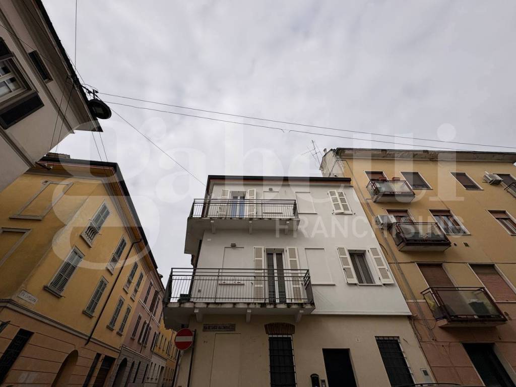 casa indipendente in vendita a Cremona in zona Cremona Centro